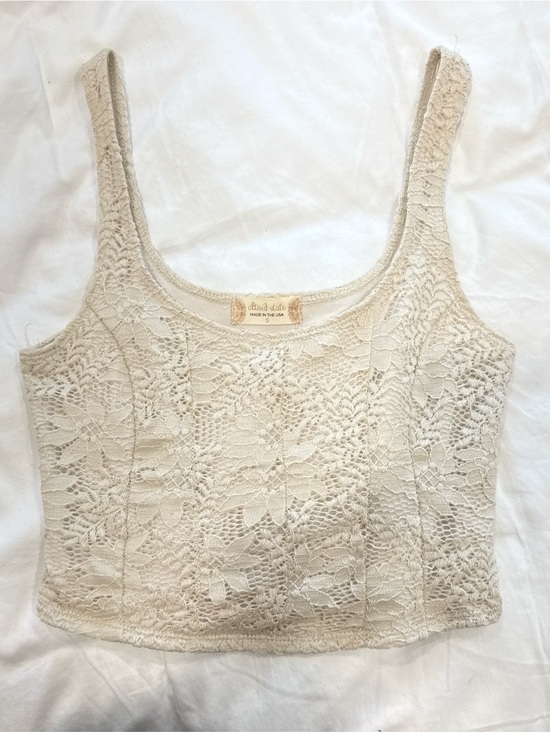 Altar'd State Tops - Altar’d State Floral Lace Cropped Tank Top in Cream